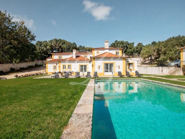 Quinta T10 com duas casas independentes em Sintra 430m² Sintra Santa Maria E São Miguel