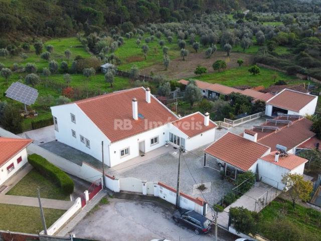 Quinta T3+2 com 3 hectares de terreno Paúl, Abrantes