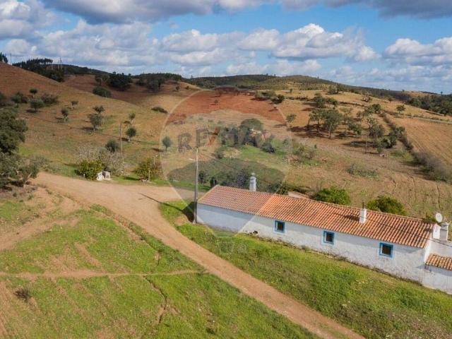 Quinta T3 à venda em Odemira