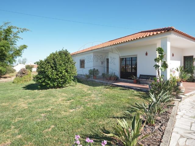 Quinta T4 à venda em Grândola