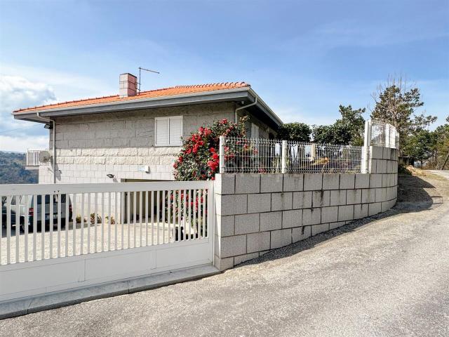 Quinta T4 / Resende, Anreade e São Romão de Aregos