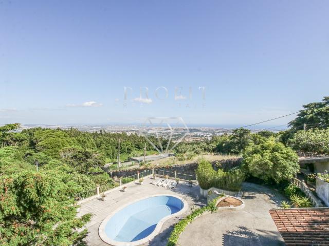 Quinta T7+1, no coração da Serra de Sintra, com piscina e vista