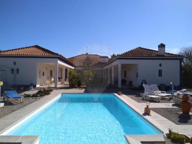 Quinta T8 à venda em Vendas Novas