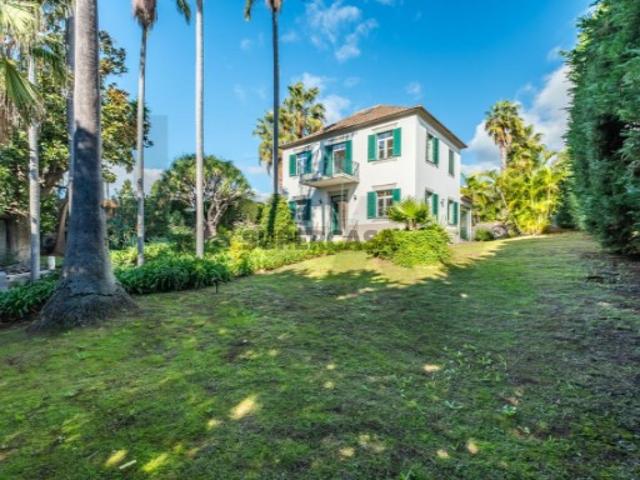 Quinta Tradicional com Jardins Exuberantes!