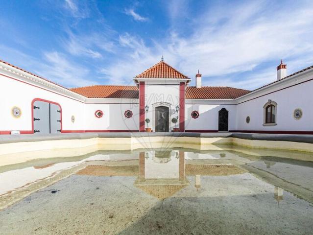 Quinta V6 à venda em Redondo, concelho de Redondo, Évora, Portugal