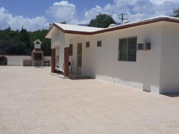 Casa en Villas de Allende