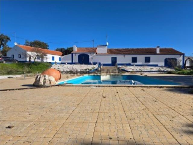Quintas e casas rústicas T10 em Santo Amaro