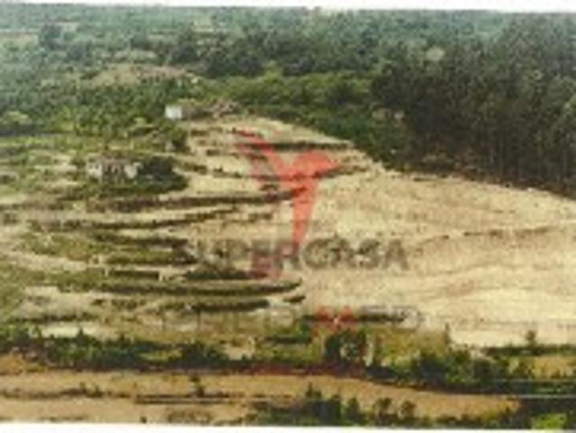 Quintas e casas rústicas em Penhalonga e Paços de Gaiolo