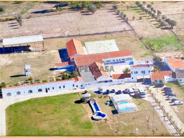 Quintas e casas rústicas T0 em Poceirão e Marateca