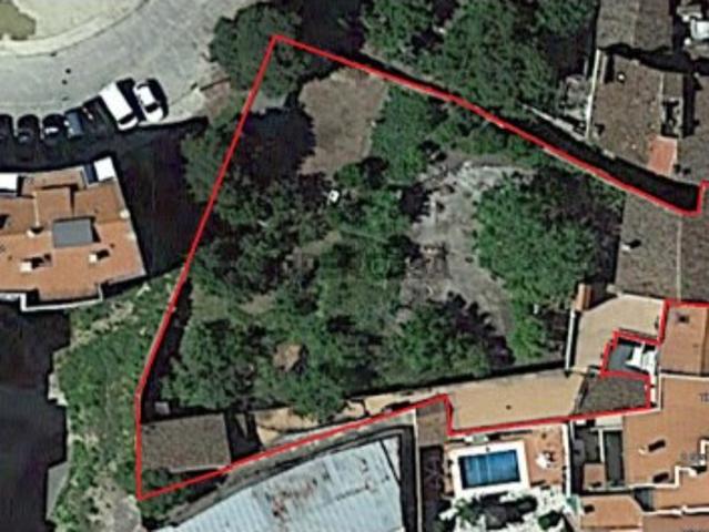 Quintas e casas rústicas T10 em Sé e São Lourenço