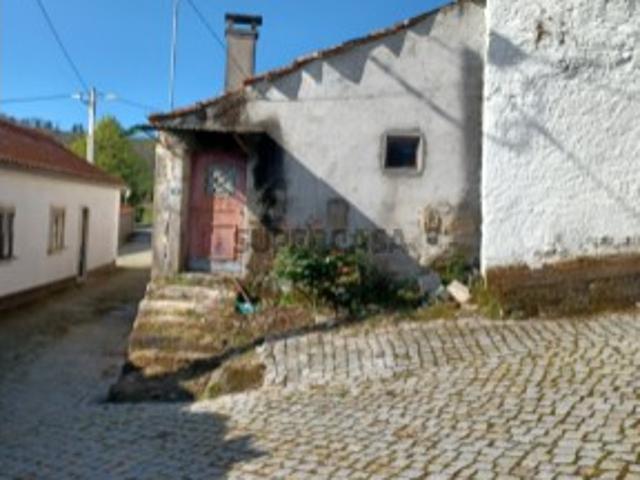 Quintas e casas rústicas T1 em Trancoso São Pedro e Santa Maria e Souto Maior