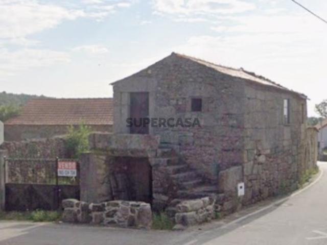 Quintas e casas rústicas T2 em Marmeleiro