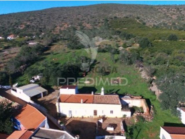 Quintas e casas rústicas T3 em Alte
