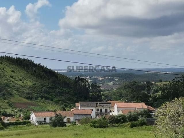 Quintas e casas rústicas T3 em Vila Verde dos Francos