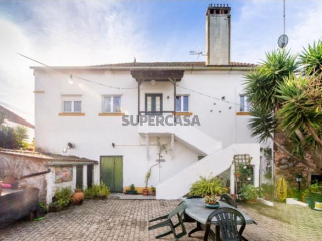 Quintas e casas rústicas T4 em Maçãs de Dona Maria