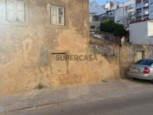 Quintas e casas rústicas T4 em Vila Franca de Xira
