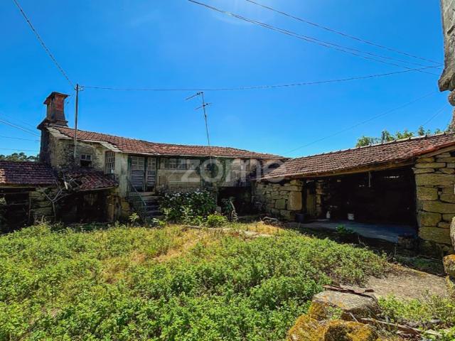 Quinta, construções em pedra, linha de água, Canelas Penafiel Porto