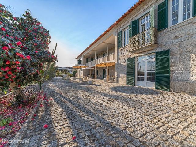 Quintinha / Hotel, localizada na freguesia de Casteles, concelho d.