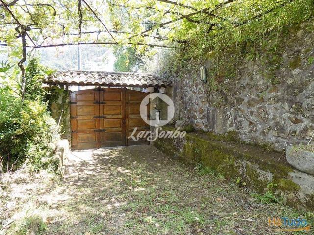 Quintinha M3+2 inserida num terreno com 3060m2, em Roriz, Santo Tirso | 26083585719