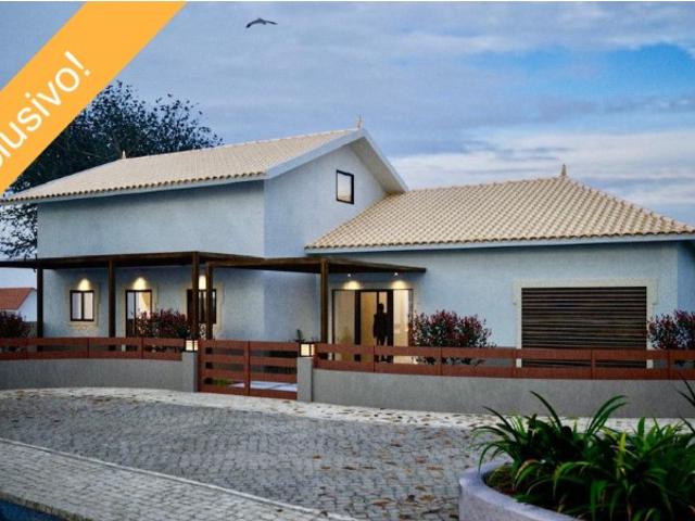 Quintinha, terreno de 4 567,00 m2, casa madeira recente e moradia p/ reconstrução, c/ projecto aprovado e licença a pagamento p/ início de obra 10 min. de Caldas