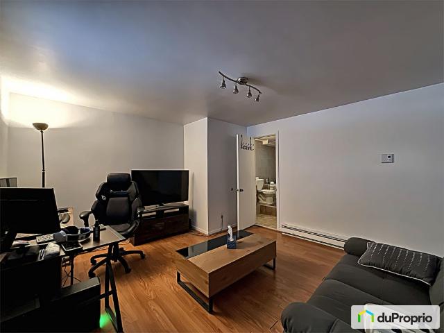 Quintuplex à vendre Brossard 3 chambres 1 salle de bain #1091