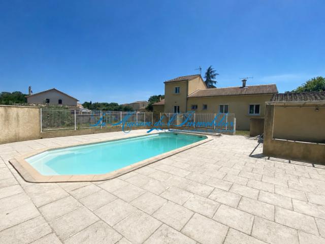 QUISSAC, maison de type F5 avec garage et piscine sur 3921