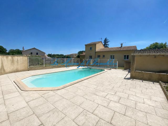 QUISSAC, maison de type F5 avec garage et piscine sur 3921 m2