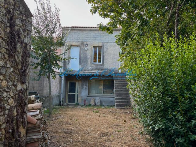QUISSAC, idéal investisseur, maison de village F3/F4 plus lo