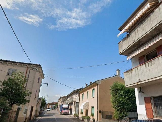 Quistello VR Bilocale