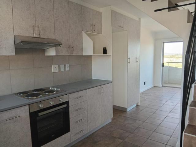 R10 000 | 2 Bedroom Apartment / Flat For Rent in Uitzicht, Durbanville