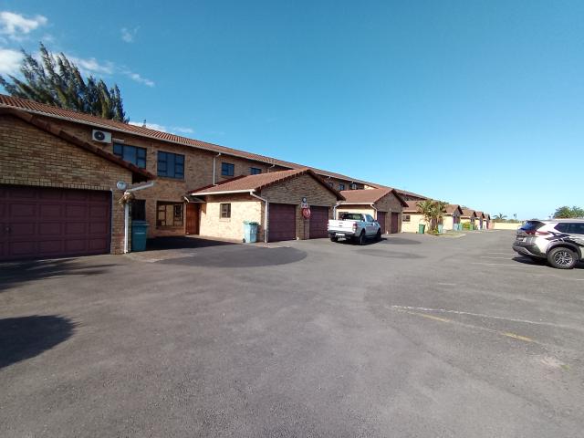 R10,500 pm 2 Bedroom Duplex To Let in Wild en Weide