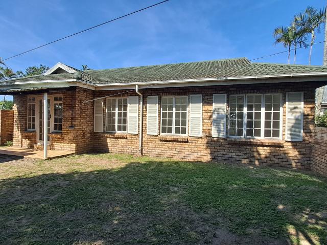 R10,500 pm 3 Bedroom Sectional Title To Let in Meer En See