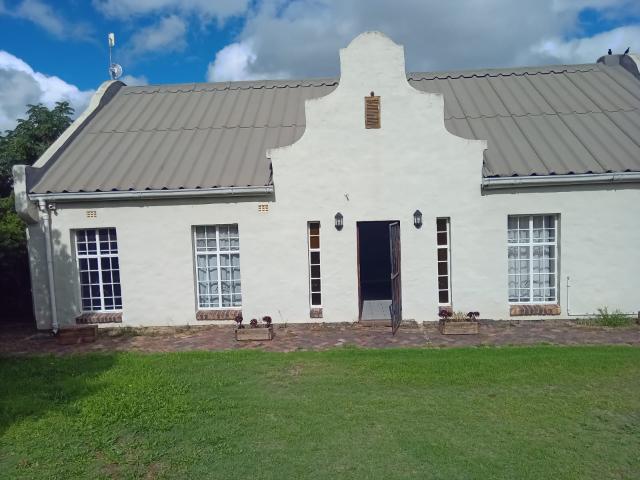 R11,300 pm 3 Bedroom House To Let in Oatlands