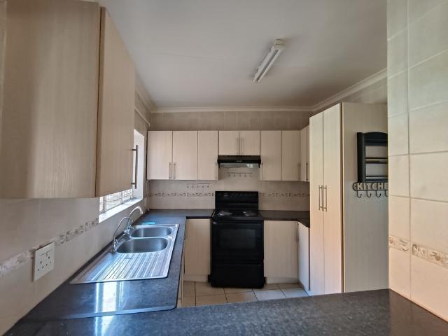 R11,600 pm 3 Bedroom Townhouse To Let in Wonderboom