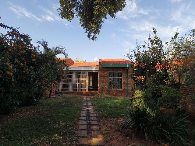 R11,600 pm 3 Bedroom Townhouse To Let in Wonderboom