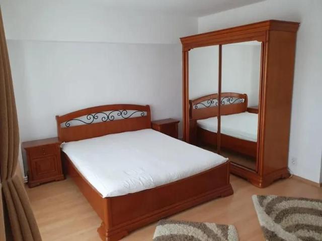 R12099: Inchiriere apartament 1 camera D, LUX, in Nicolina, 380