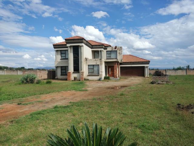 R12,000 pm 4 Bedroom House To Let in Brits Central