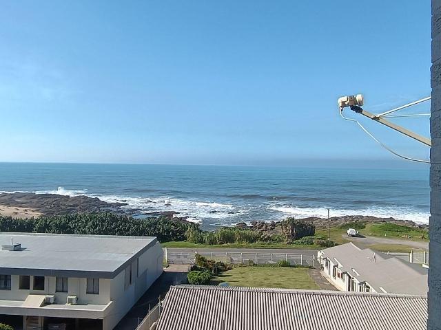 R12 150 | 2 Bedroom Apartment / Flat For Rent in Manaba Beach, Margate