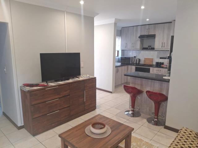 R12,500 pm 1 Bedroom Garden Cottage To Let in Flamingo Vlei