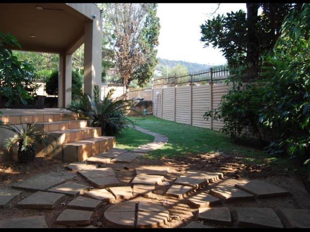 R12,500 pm 3 Bedroom Duplex To Let in Magalieskruin
