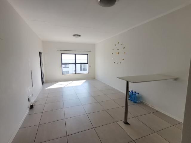 R12 500 | 2 Bedroom Apartment / Flat For Rent in Greenstone Hill, Edenvale