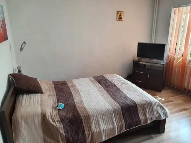 R13702: Inchiriere apartament 1 camera D, in Gara, 380
