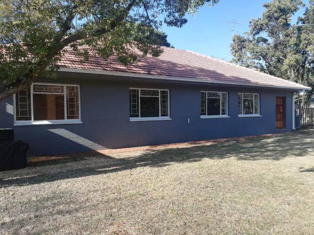 R13,050 pm 3 Bedroom House To Let in Schoemansville