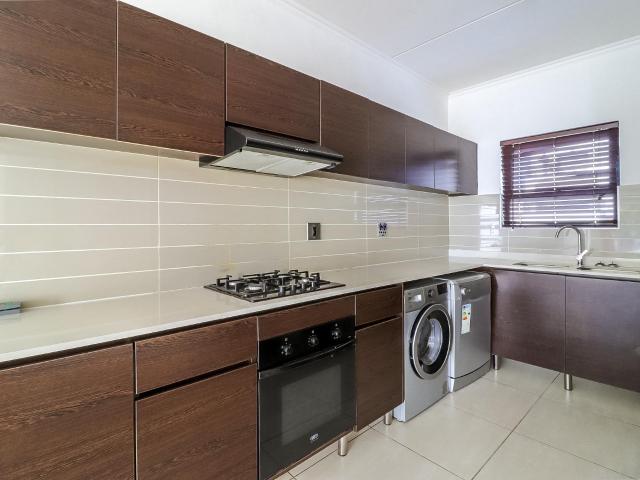R13 500 | 3 Bedroom Apartment / Flat For Rent in Greenstone Hill, Edenvale