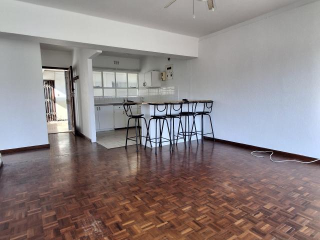 R14,000 pm 2 Bedroom Apartment To Let in Kenilworth
