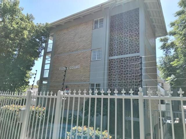 R14 000 | 1 Bedroom Apartment / Flat For Rent in Rondebosch, Cape Town