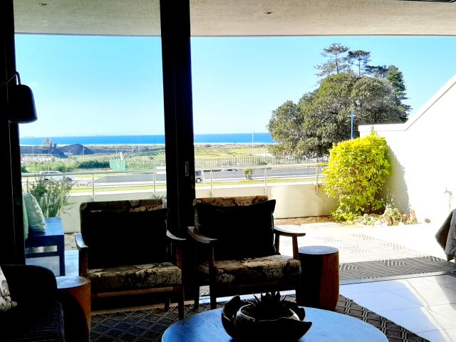 R14,770 pm 2 Bedroom Apartment To Let in Humewood