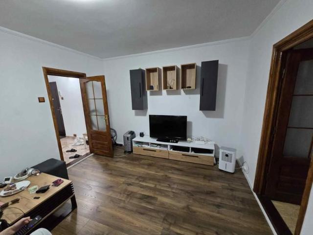 R15286: Inchiriere apartament 2 camere SD, in Podul de Piatra, 450