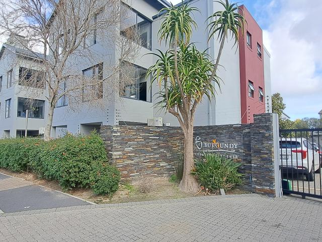 R15,125 pm 2 Bedroom Apartment To Let in Burgundy Estate
