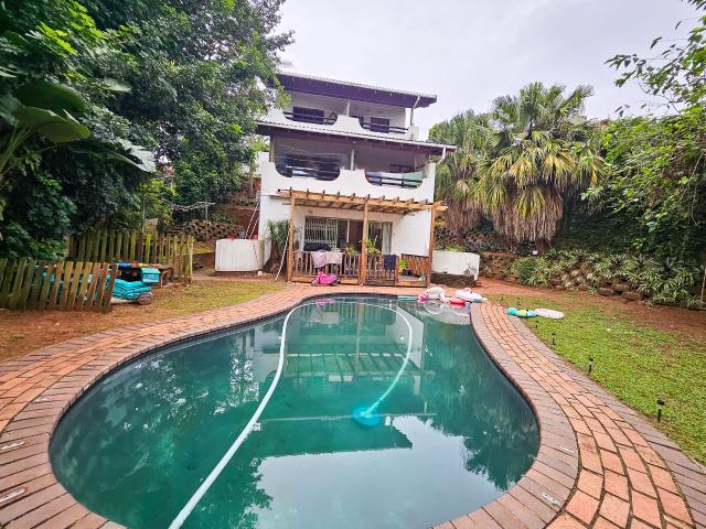 R16,500 pm 3 Bedroom House To Let in Amanzimtoti